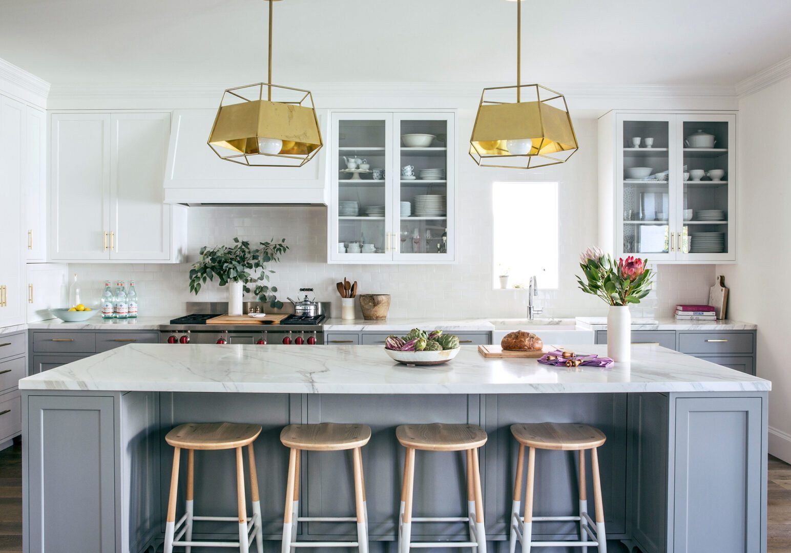 how to decorate a kitchen counter